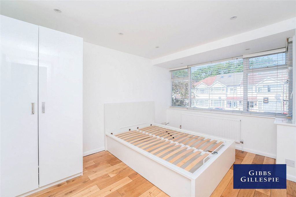 Property photo 3 of 10 Picture No. 03