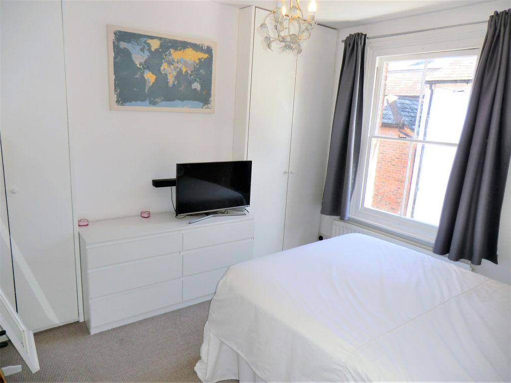 Property photo 3 of 6 Gallery