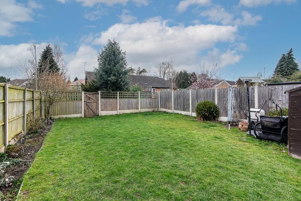 Property photo 2 of 34 13 Woodsend Cls-Hi-25.Jpg