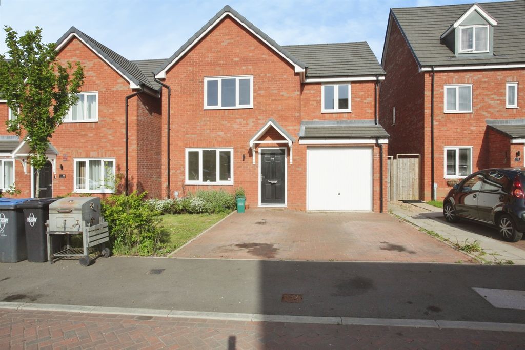 Property photo 2 of 19