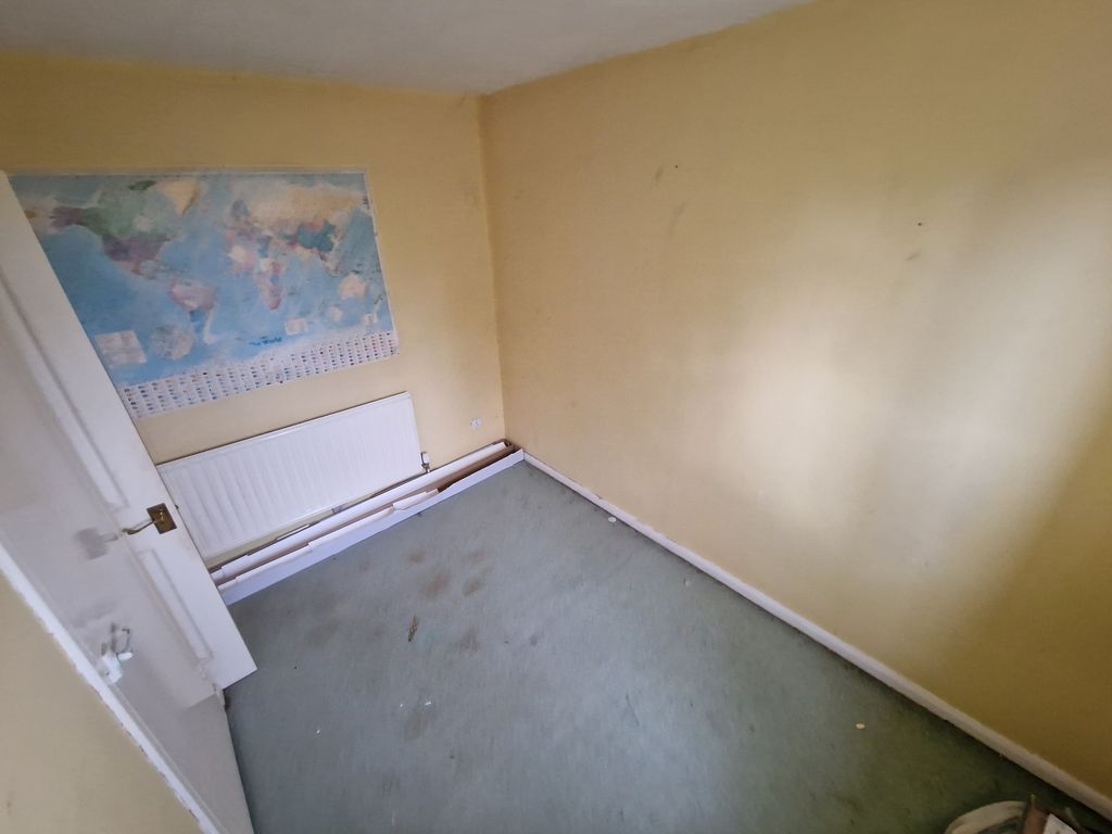 Property photo 3 of 10 Image