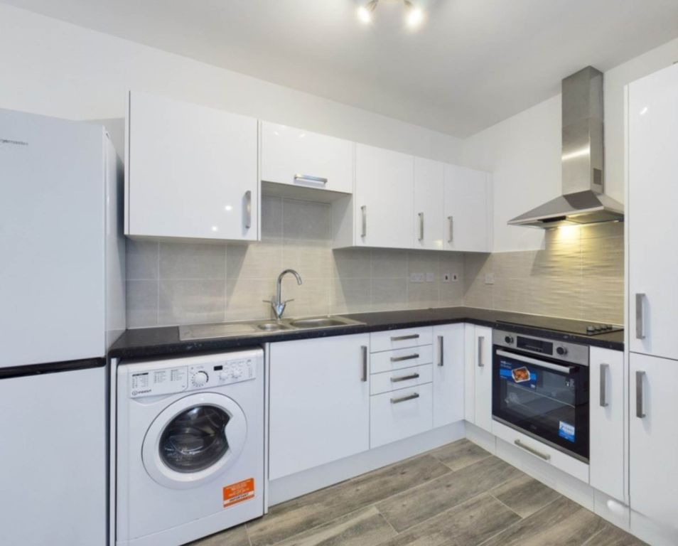 Property photo 3 of 4