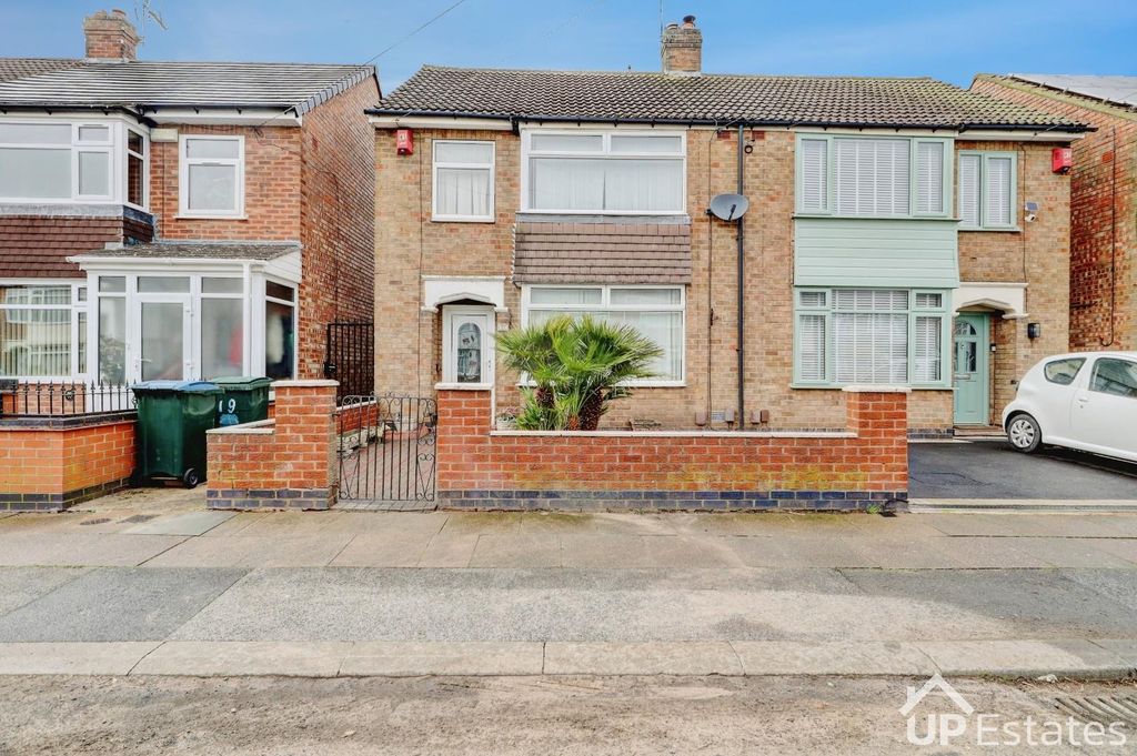 Property photo 1 of 20