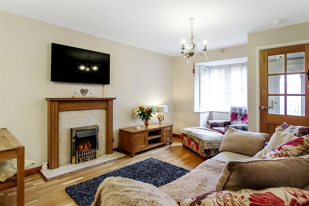 Property photo 3 of 14 Img_8864.Jpg