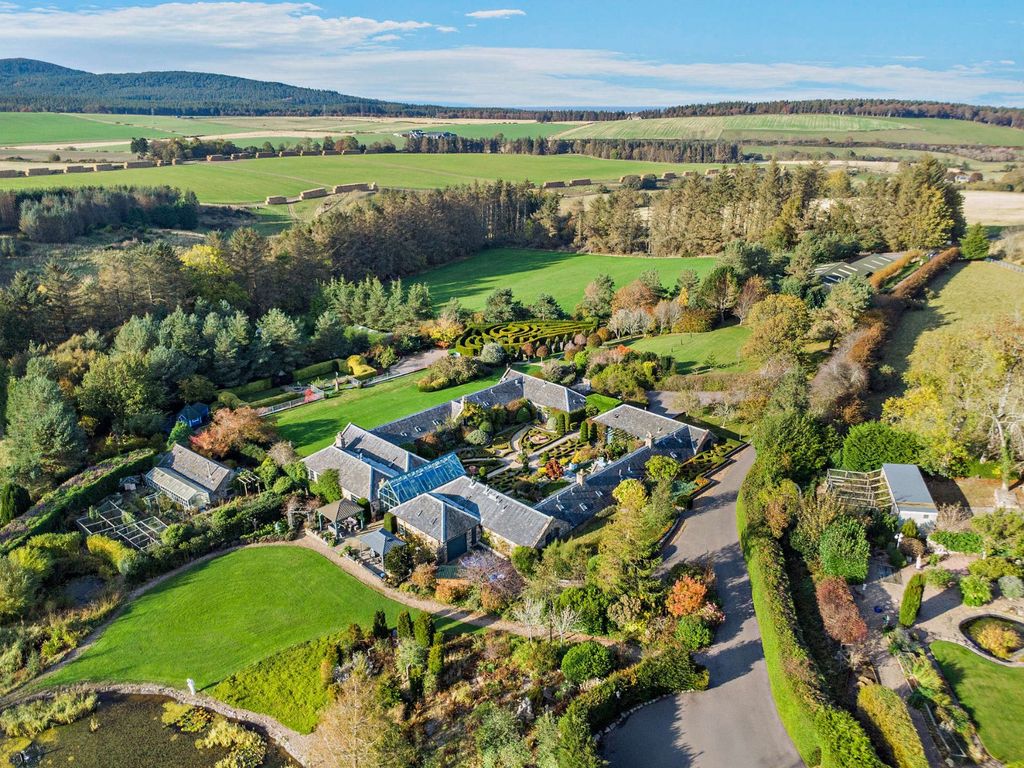 Property photo 2 of 48 Carestown Steadings