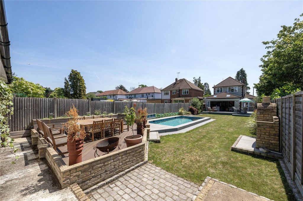 Property photo 2 of 42 Picture No. 21