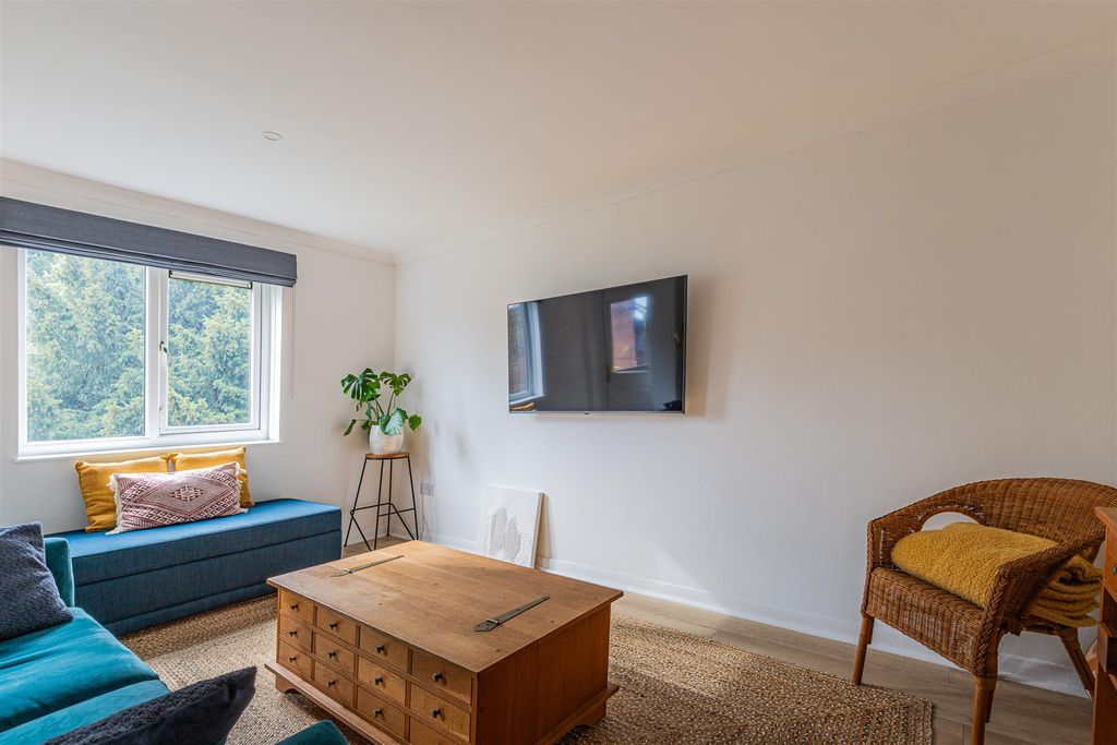 Property photo 2 of 11 Rowan Court 13-7.Jpg