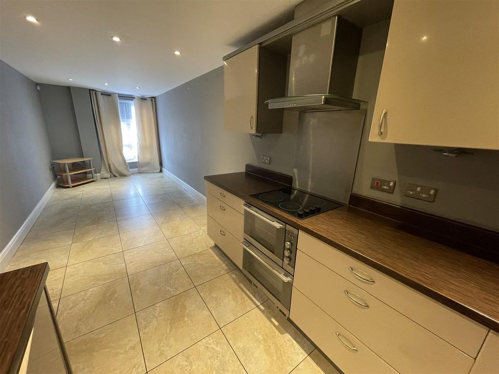 Property photo 3 of 14 Open Plan.Jpeg