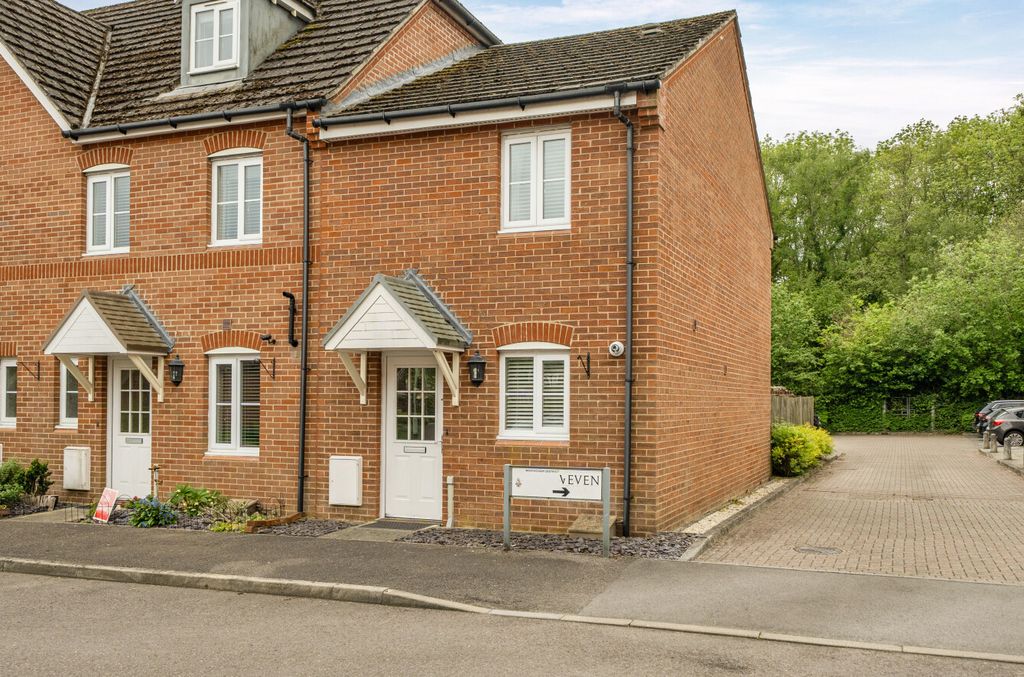 Property photo 1 of 25 1454864-5-69F9Fbb...