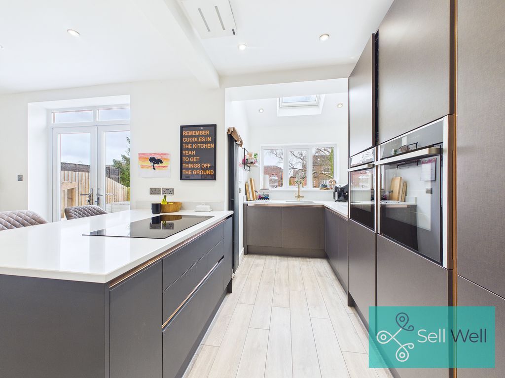 Property photo 3 of 30 Kitchen/Diner