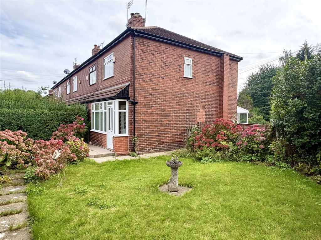 Property photo 1 of 12 Front External