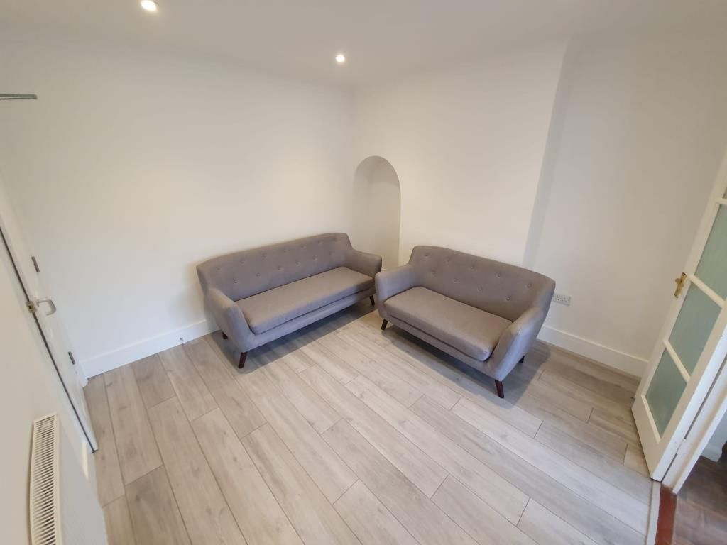 Property photo 3 of 12 Reception Room