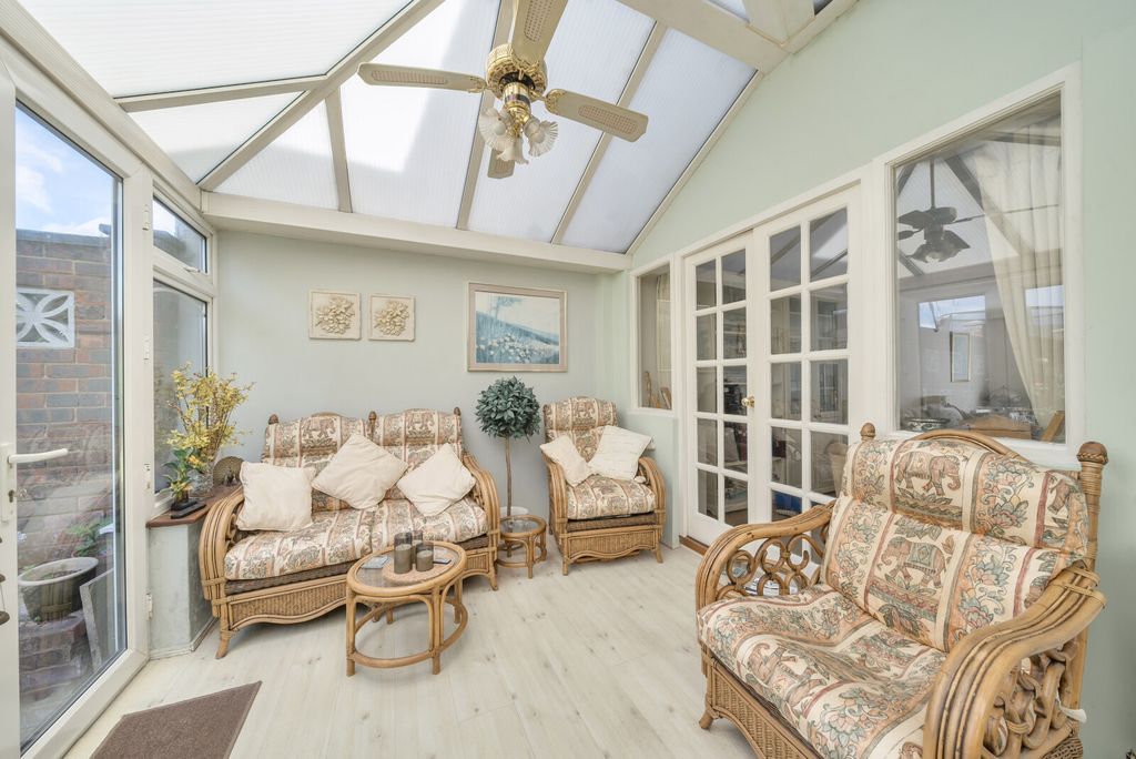 Property photo 3 of 15 1301912-2-683B112...
