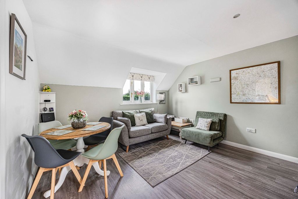 Property photo 3 of 9 Sitting Room