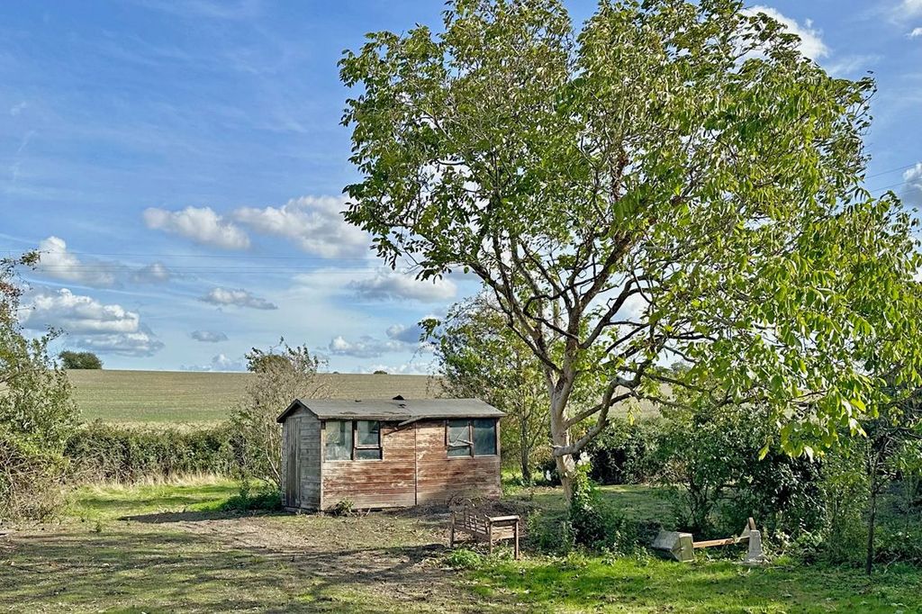 Property photo 3 of 21