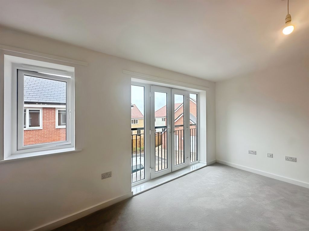 Property photo 2 of 6