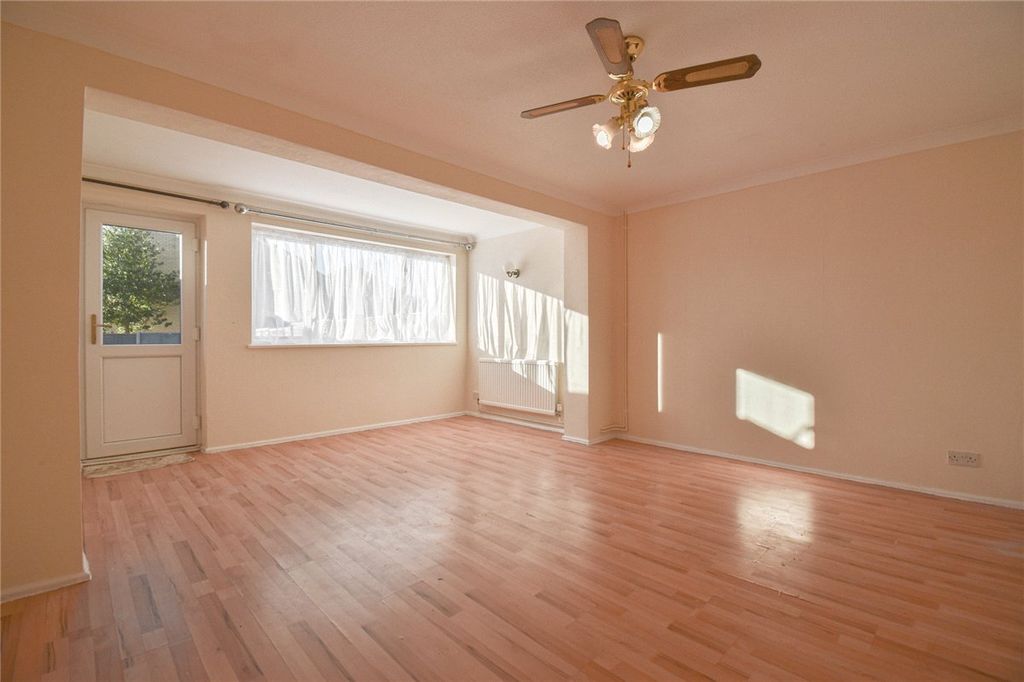 Property photo 3 of 7 Picture No. 16