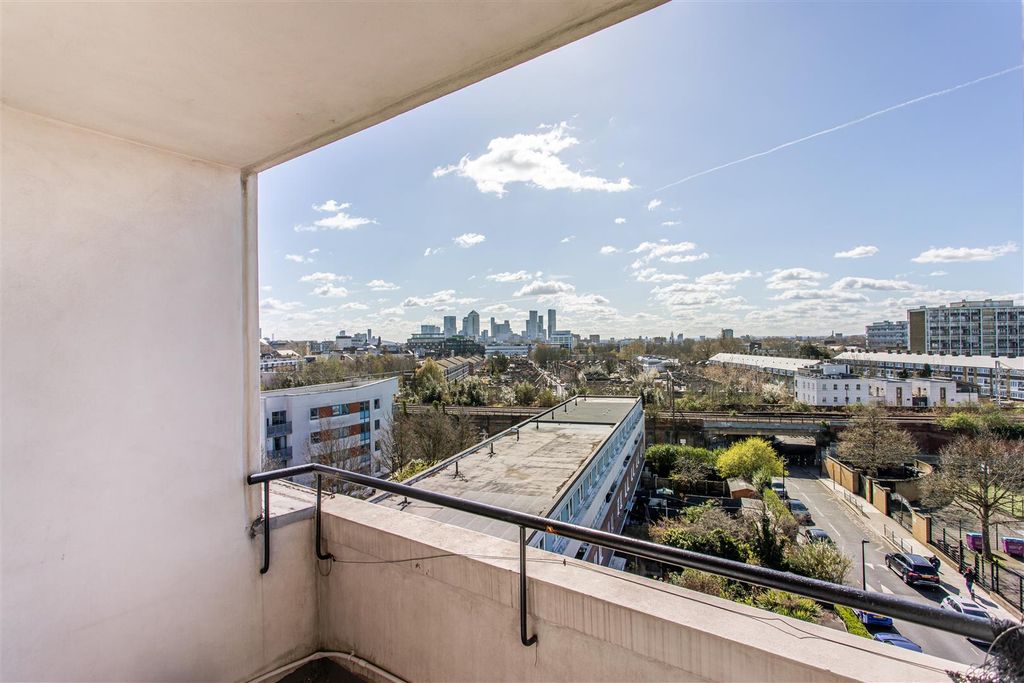 Property photo 2 of 18 Balcony