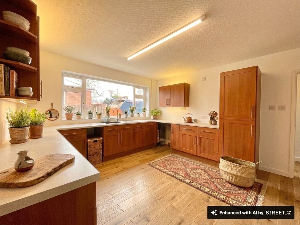 Property photo 3 of 31