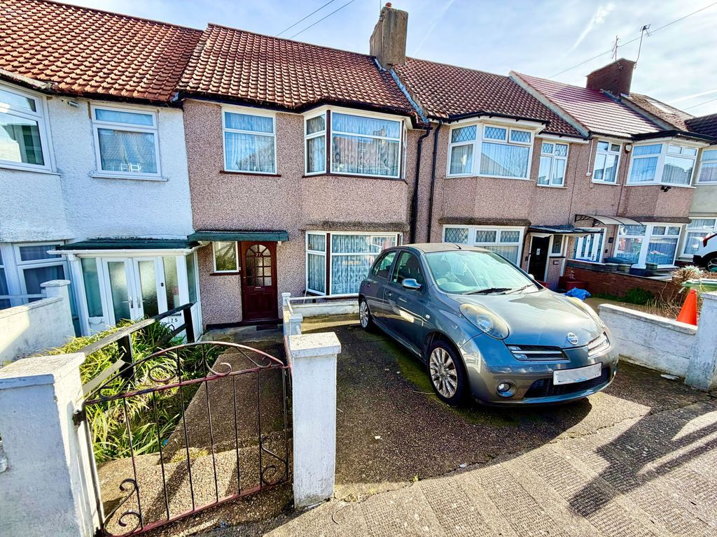 Property photo 3 of 16