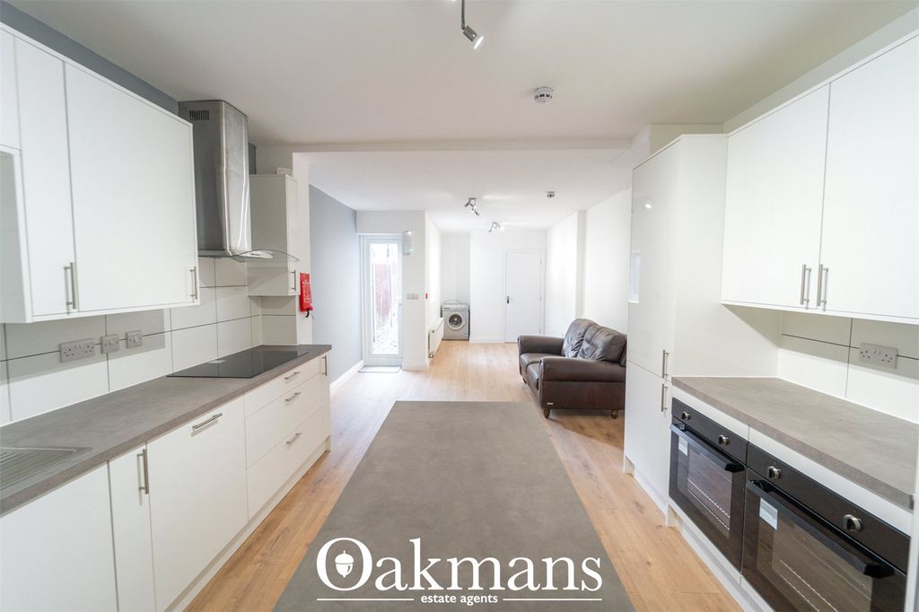 Property photo 3 of 35 Picture No. 33