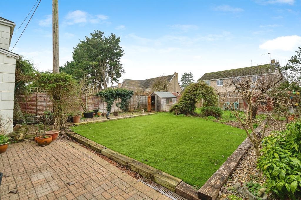 Property photo 2 of 18