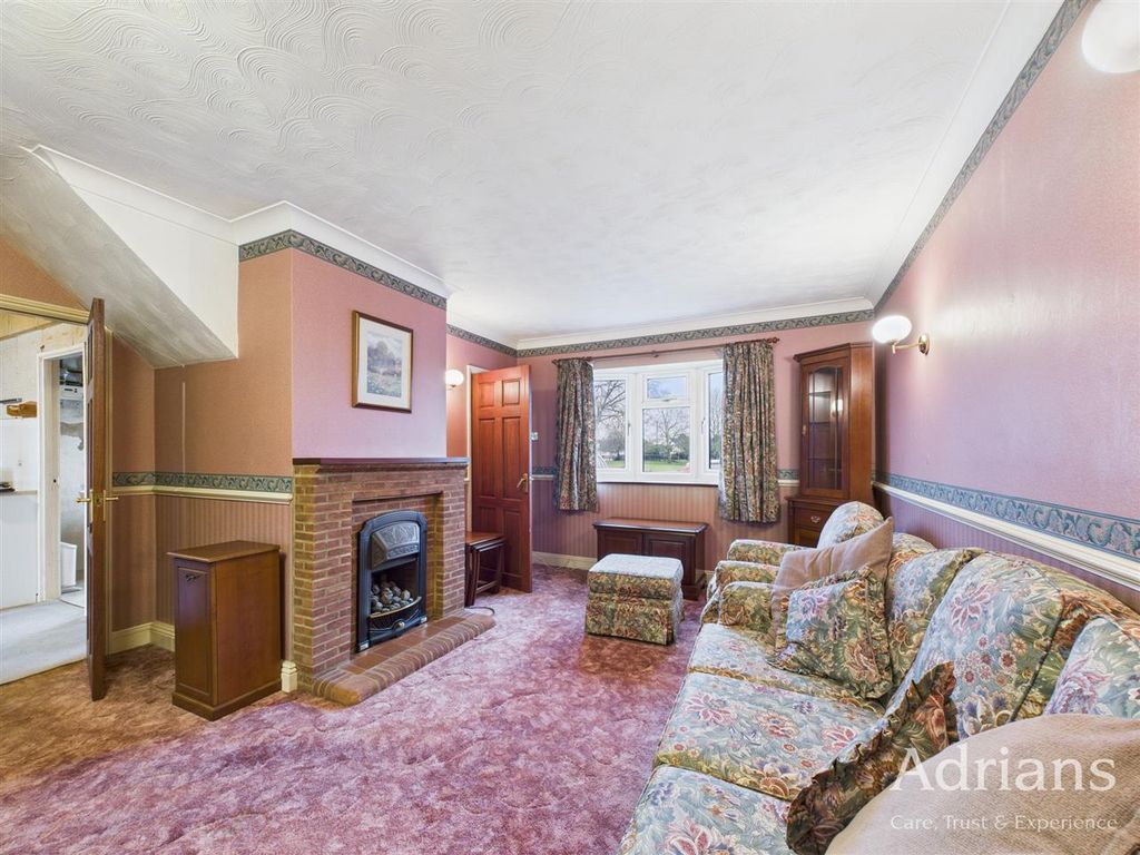 Property photo 3 of 19