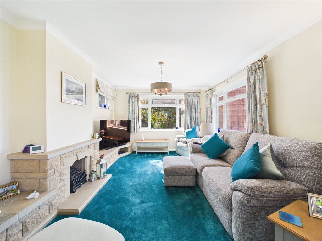 Property photo 3 of 26 Picture No. 25