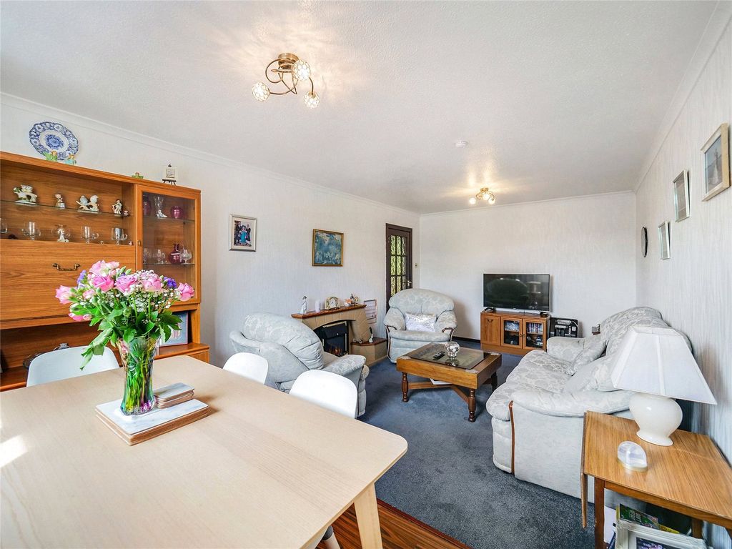 Property photo 2 of 12 Picture No. 09