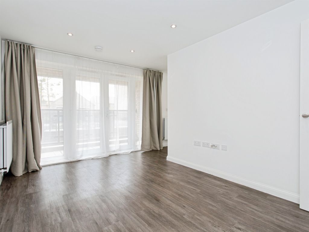 Property photo 3 of 7