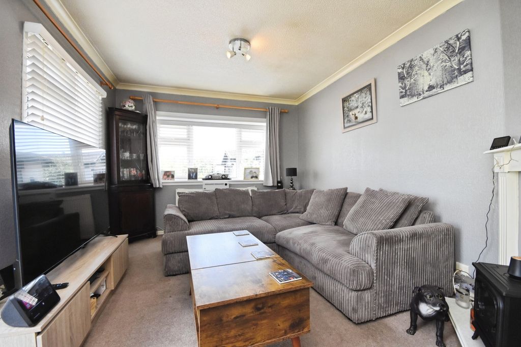 Property photo 2 of 15 Pbox-Img.Jpg