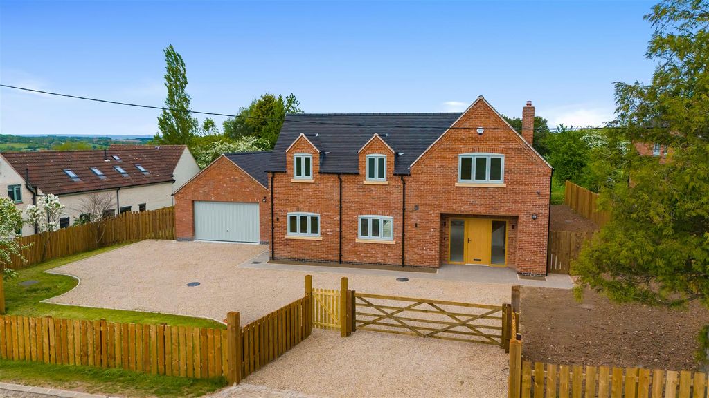 Property photo 1 of 30 1