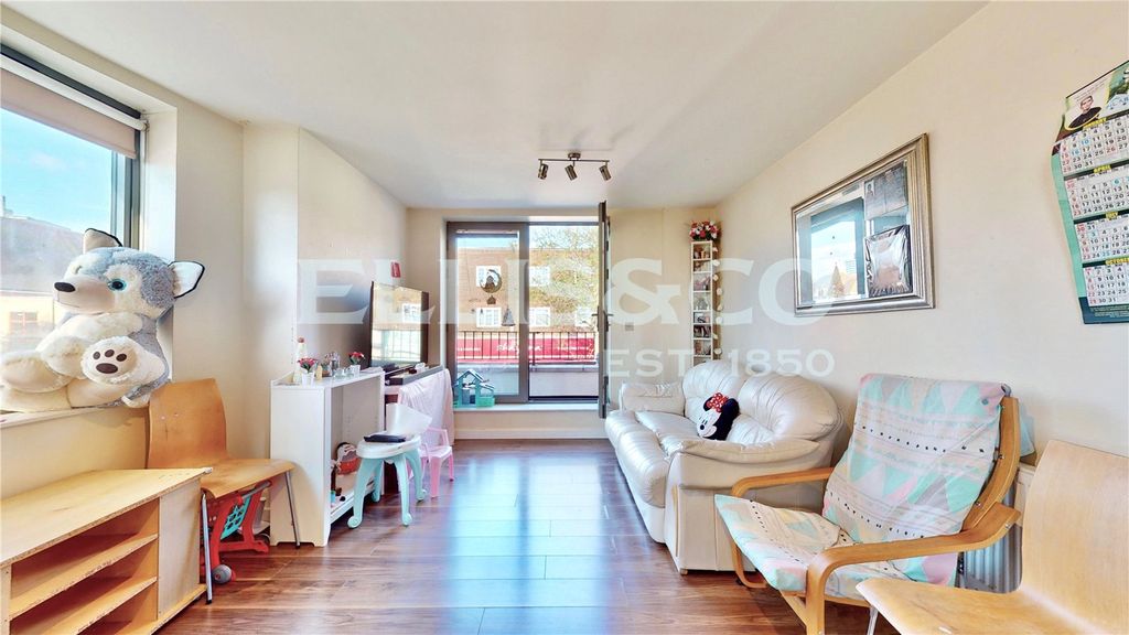 Property photo 2 of 10 Picture No. 30