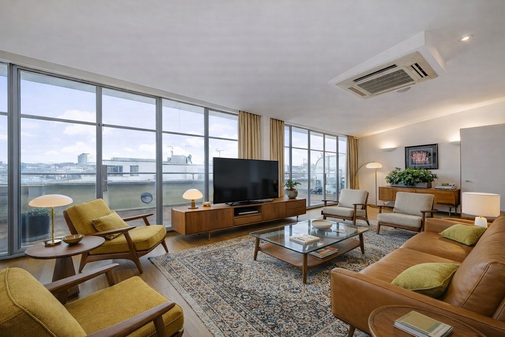 Property photo 1 of 9 Picture No. 16