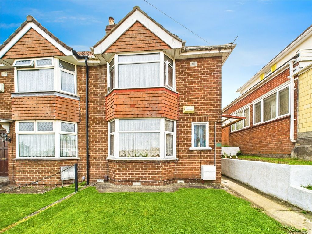 Property photo 1 of 19 Picture No. 27