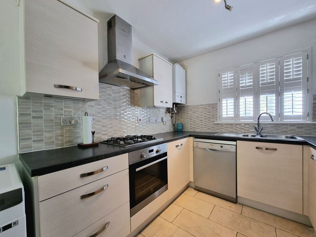 Property photo 3 of 20 Kitchen/Diner