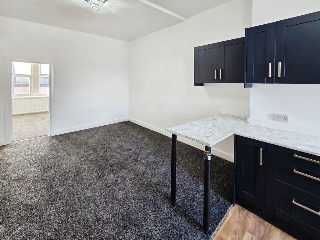 Property photo 2 of 14 Picture No. 07