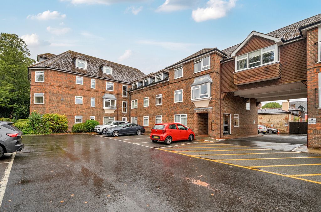 Property photo 1 of 11 1515422-3-1A0804d...