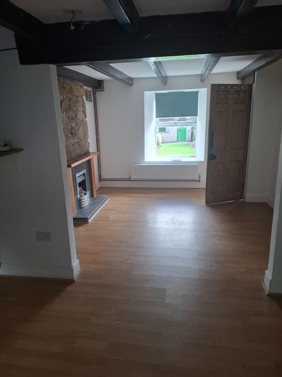 Property photo 3 of 12 Property