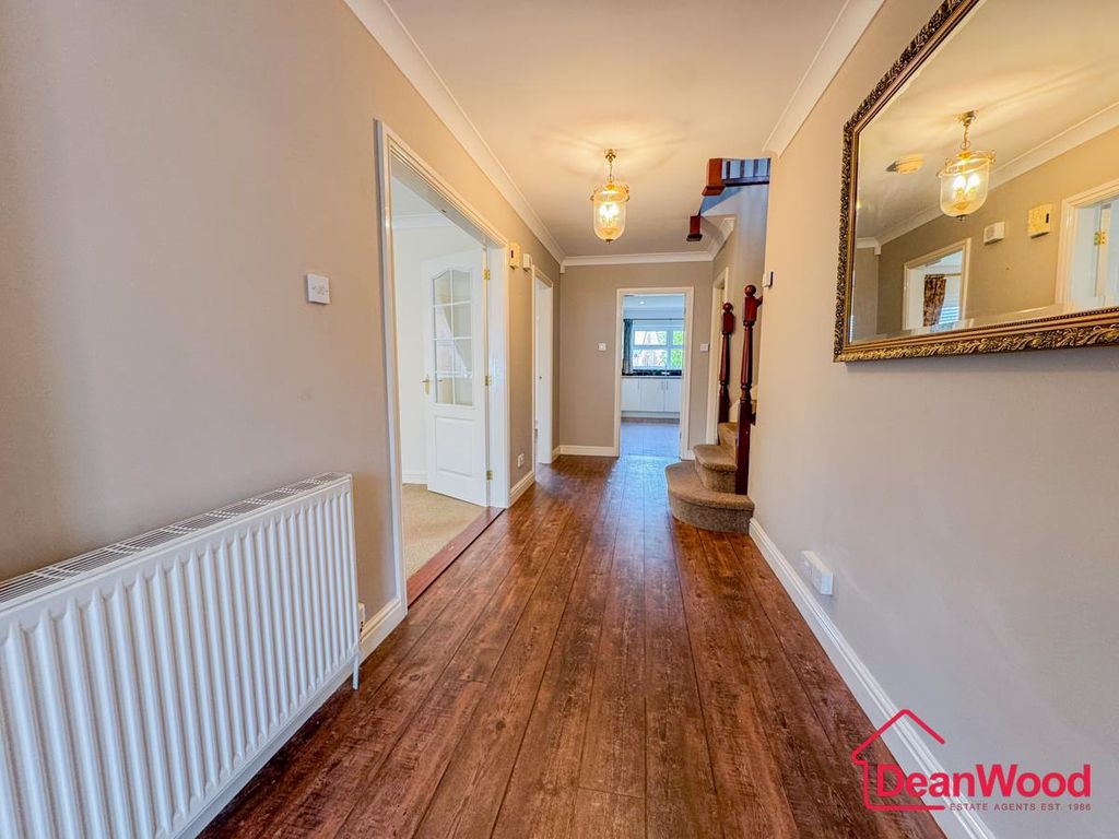 Property photo 3 of 33 3.Jpg