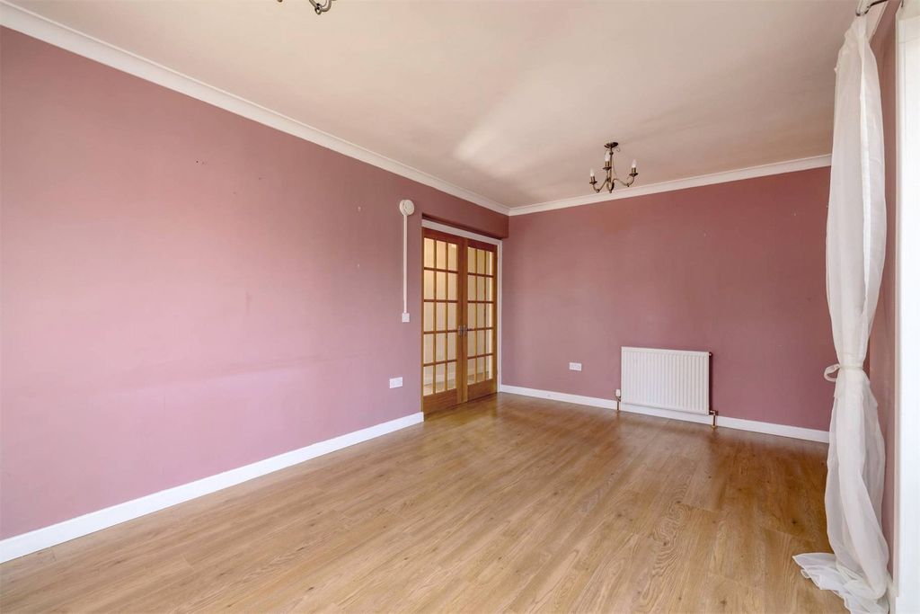 Property photo 3 of 20 Picture No. 11