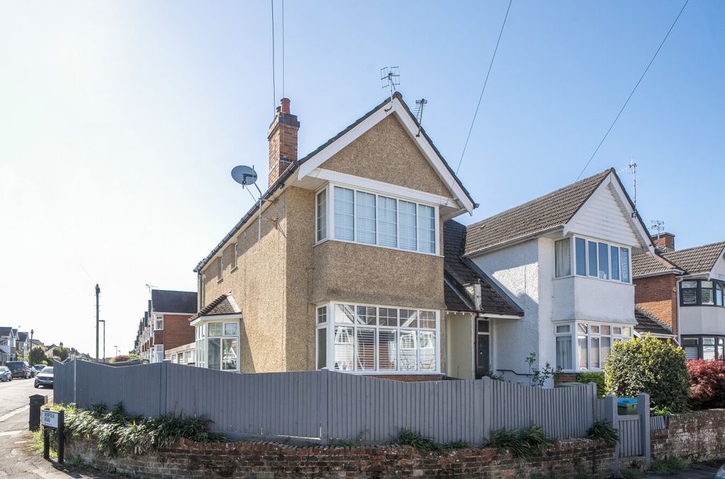 Property photo 1 of 9 1454414-3-69F1Cb3...