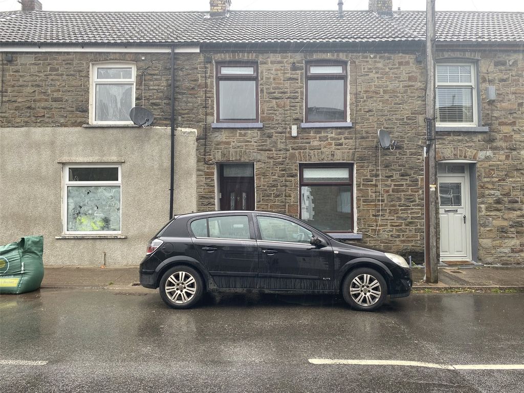 Property photo 1 of 9 Picture No. 10