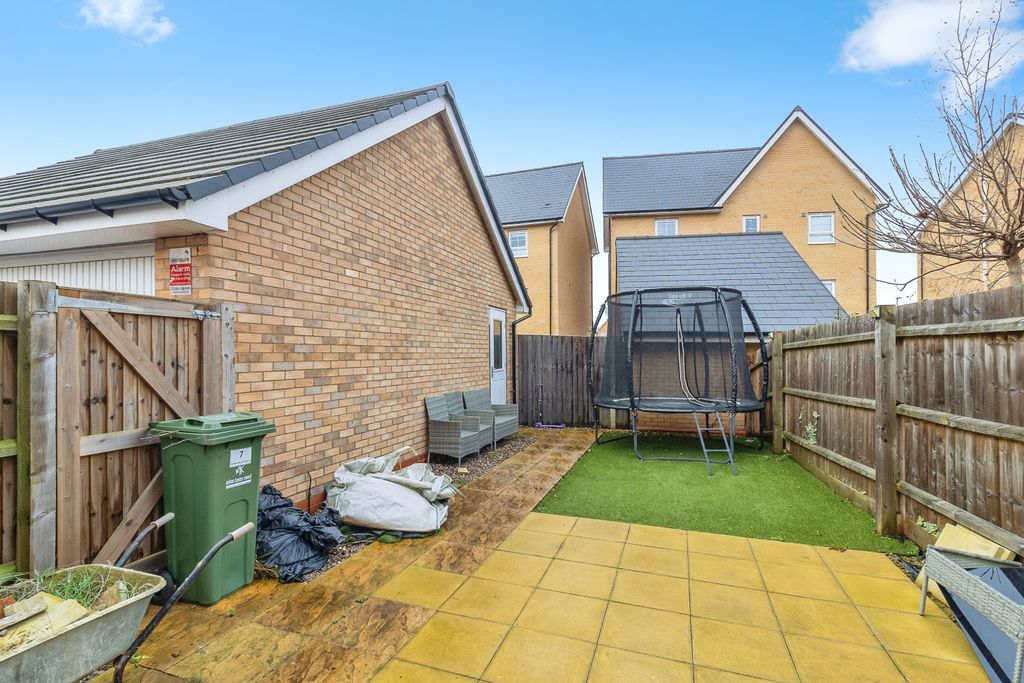 Property photo 3 of 19 Photo #3