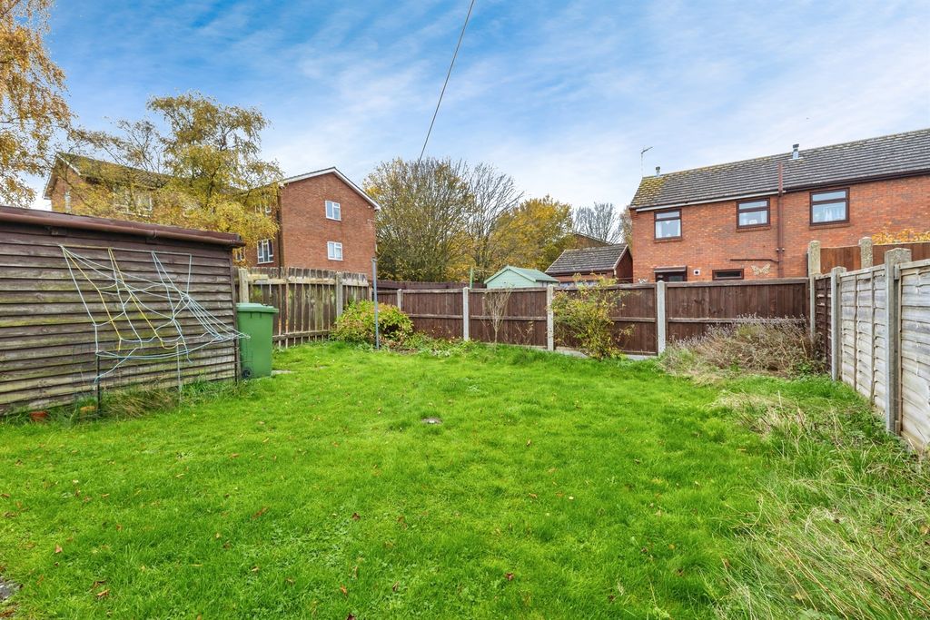 Property photo 2 of 17