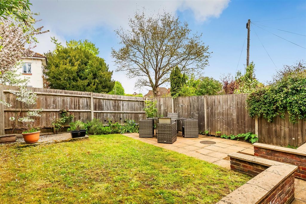 Property photo 2 of 14 36-Elmer-Cottages-24.Jpg