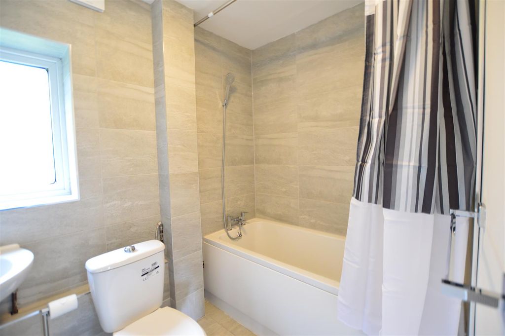 Property photo 3 of 7 Dsc_0486 (1).Jpg