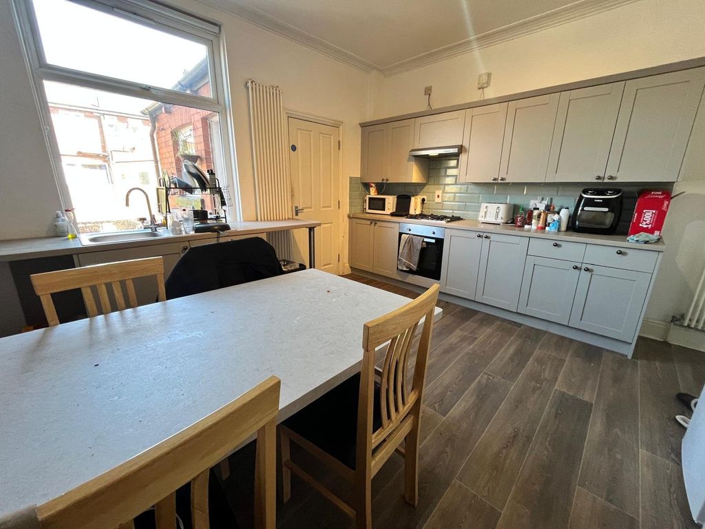 Property photo 2 of 13 Picture No. 13