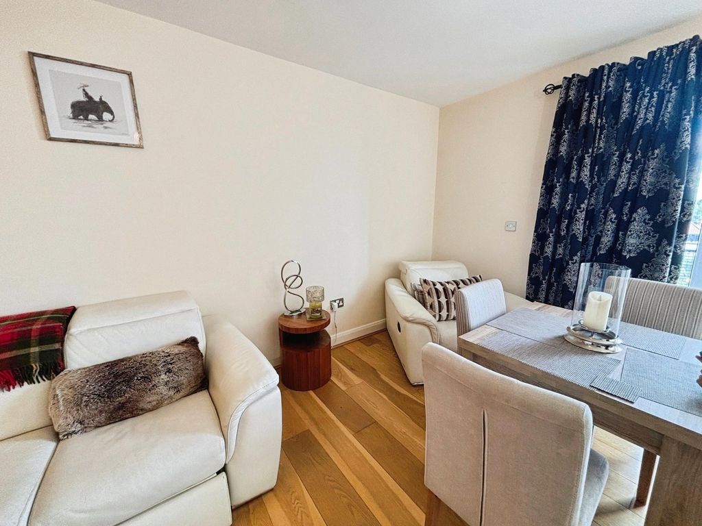 Property photo 2 of 8 Picture No. 03