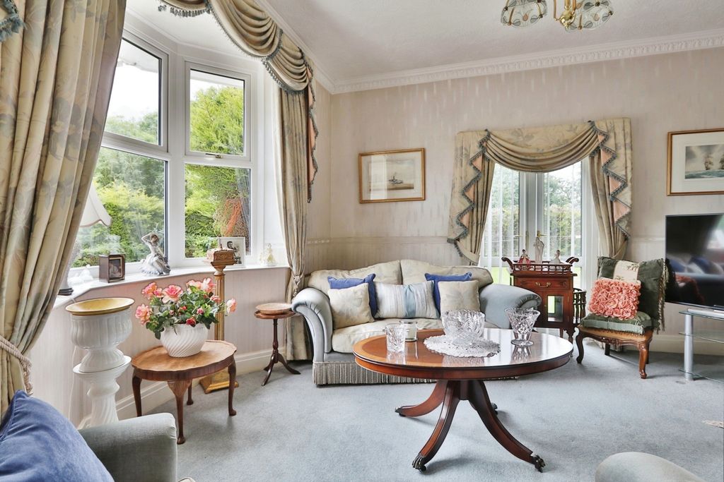 Property photo 3 of 32 3252938